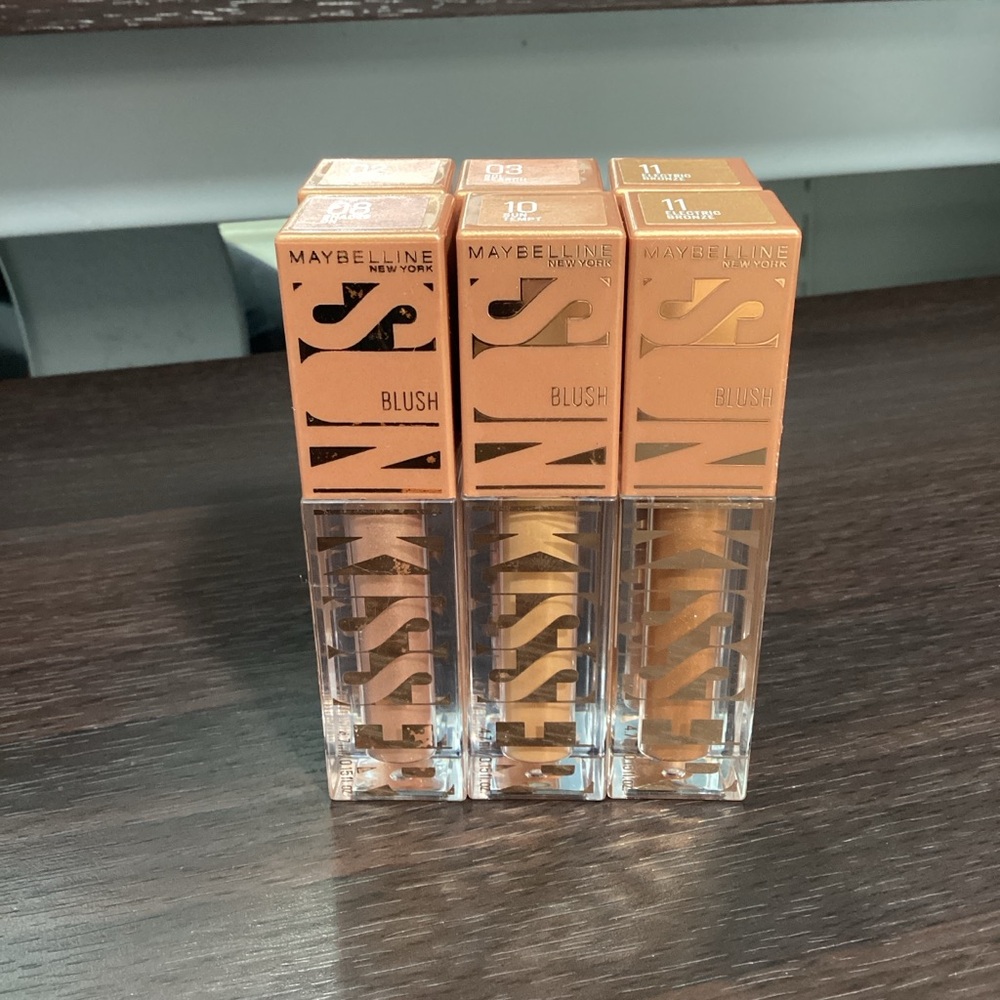 Maybelline Bundle Blush Lipstick Glow- Warm Peach 5 Shades